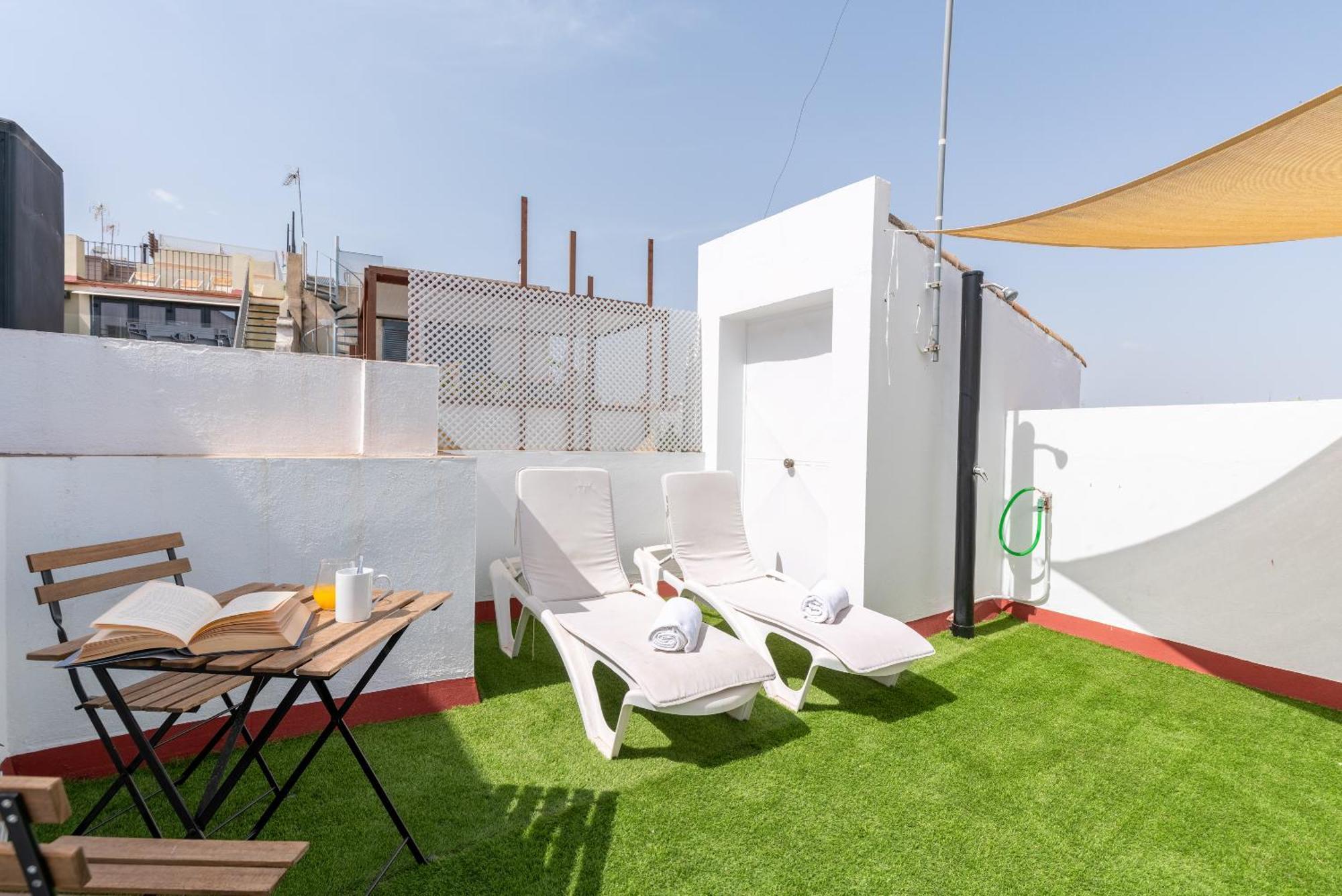 Апартаменти S30 Downtown House With Terrace Севілья Екстер'єр фото